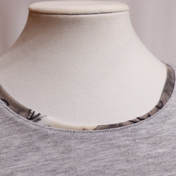 Simply Vera Wang Shirt and attached blouse - Picture 2 of 8